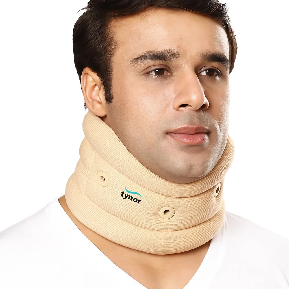 Collar cervical B-02 de la marca Tynor